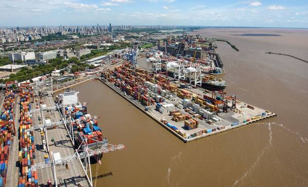 Argentina registró un superávit comercial de 2500 millones de dólares en marzo