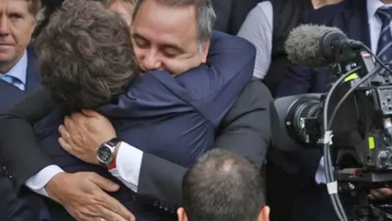 El impacto económico supera al caso Adorni en la caída de Milei en las encuestas