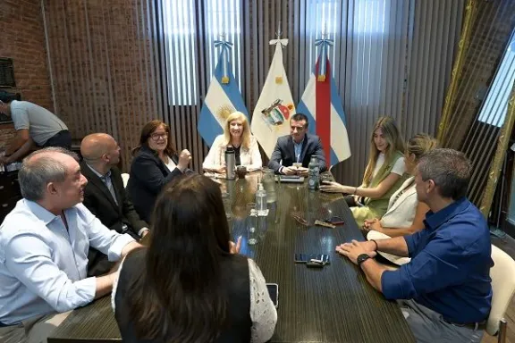 Concejales e Intendenta analizan la agenda estratégica de Paraná