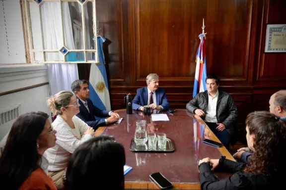 Bahl y concejales de Federación abordan proyectos clave para el desarrollo local