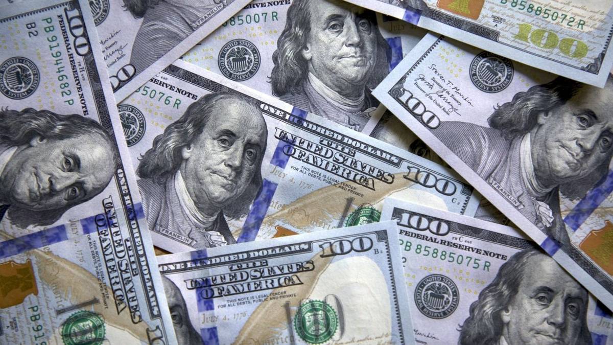 Cotización del dólar oficial hoy tras jornada a la baja