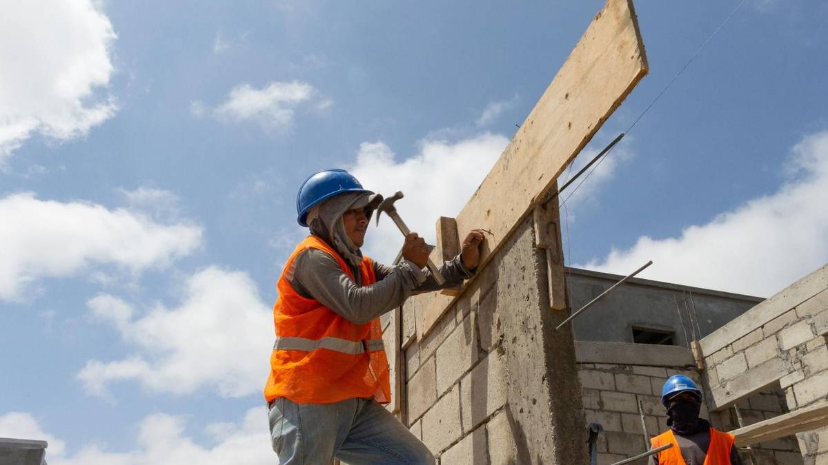Salario de un albañil en mayo 2026: cuánto gana por día y por hora