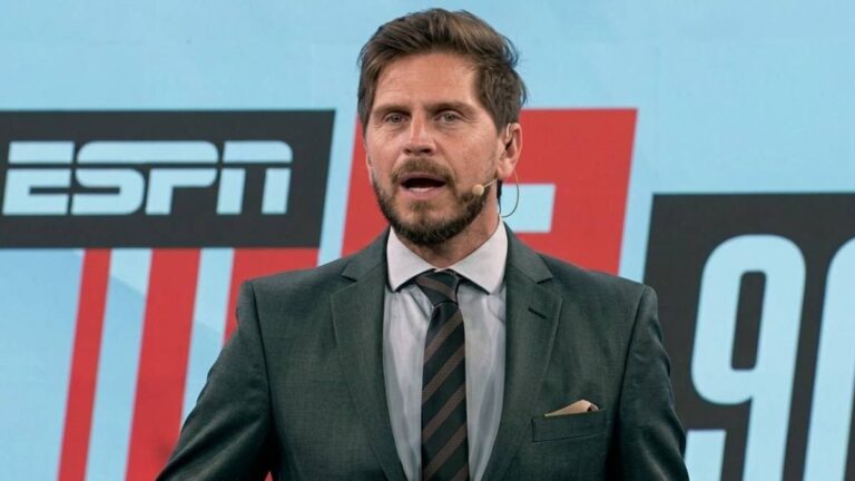 El Pollo Vignolo revela su hinchada: el enigma del periodista deportivo