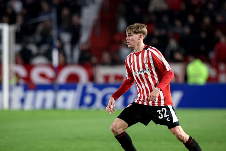 Estudiantes Stuns Medellín with Late Winner to Reach Libertadores Round of 16