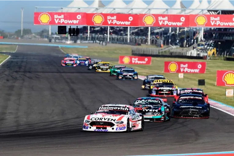 Mariano Werner rompe sequía de 13 carreras y triunfa en el TC