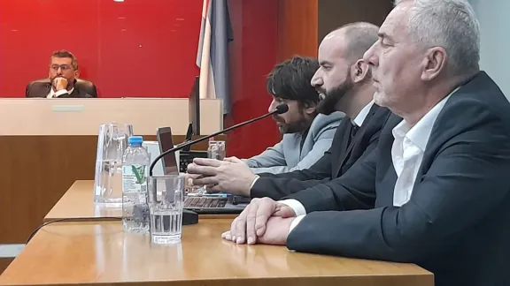 Exfuncionario admite haber beneficiado a empresa a costa del Estado