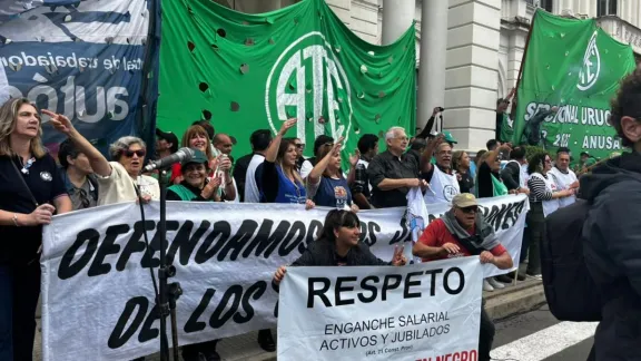 Masiva movilización en Entre Ríos: "La mecha está encendida" en defensa de la Caja de Jubilaciones