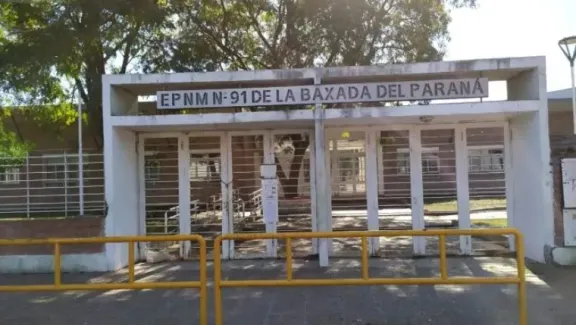 Balacera Brutal en Escuela Baxada del Paraná