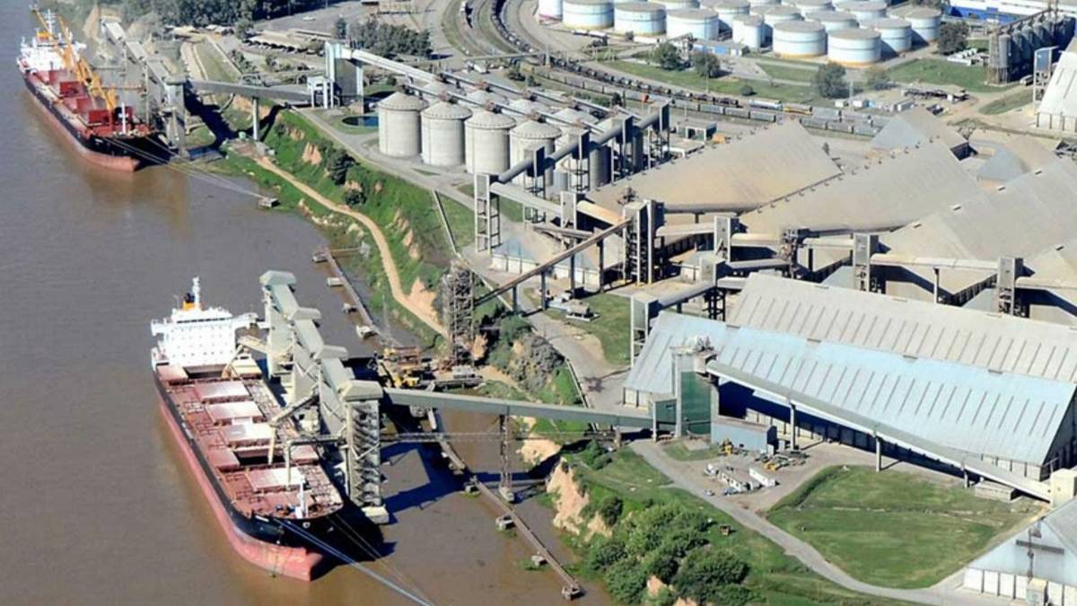 Hidrovía: el Estado pierde el peaje y exportadoras reducen costos con concesión a 25 años