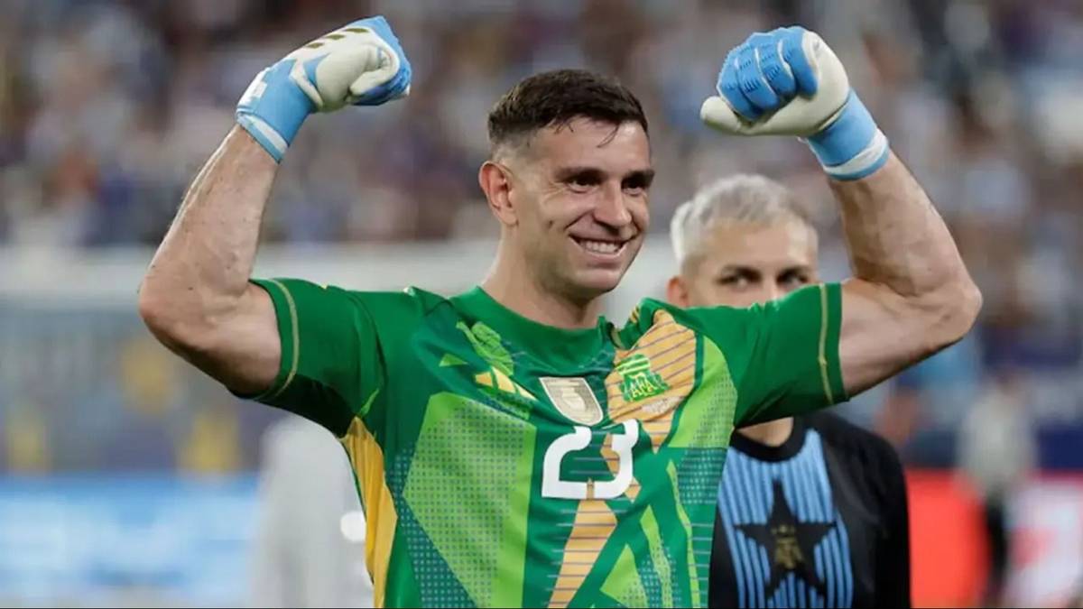 Dibu Martínez's World Cup Appearances with Argentina: How Many Has He Played?