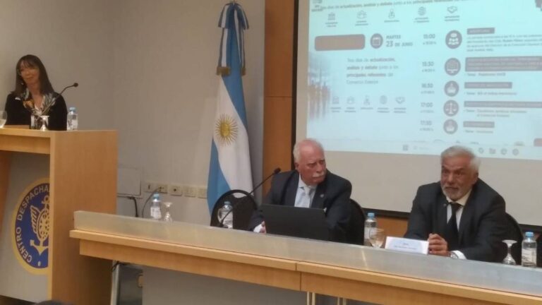 Aduana lanza prueba clave con Amazon para revisar el régimen de envíos