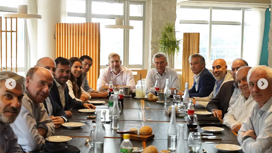 Macri Meets Frigerio and Pullaro, Voices Economic Concern and Drops 2027 Hints