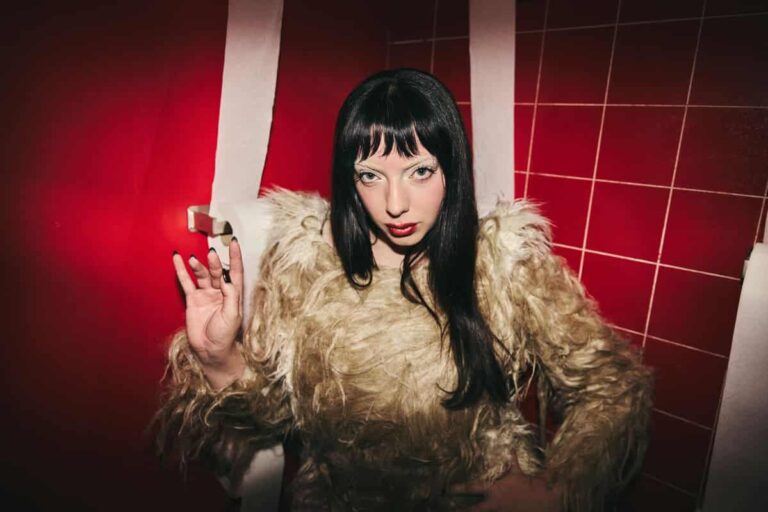 Lisa Cerati Debuts as Solista: First Solo Musical Project
