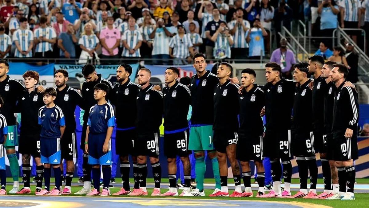 Selección Argentina: regreso a Kansas, entrenamiento liviano y titulares de cara a Cabo Verde