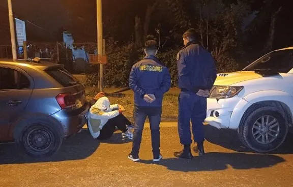 Dos detenidos en San Benito por venta ilegal en redes sociales