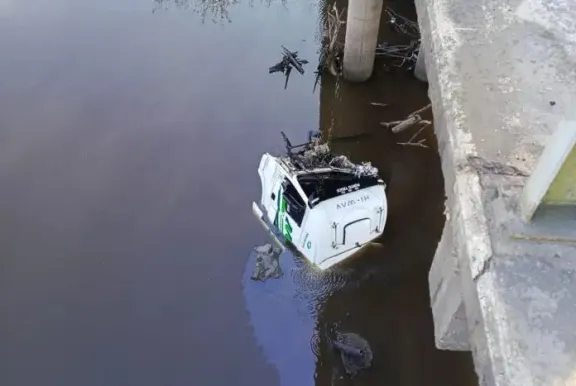 Sobrevivientes tras caída de puente en Ruta 14: Rescate y últimas noticias