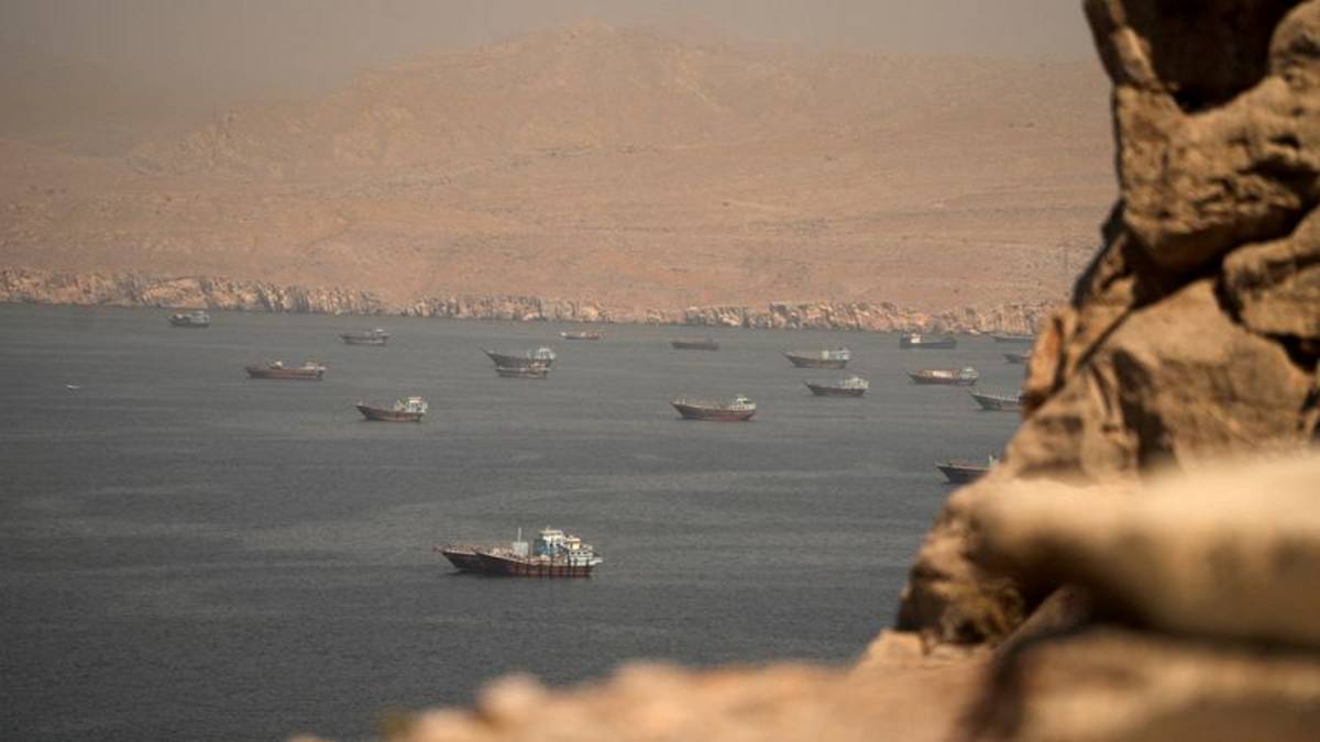 Oil Prices Drop Again After UAE Record Production