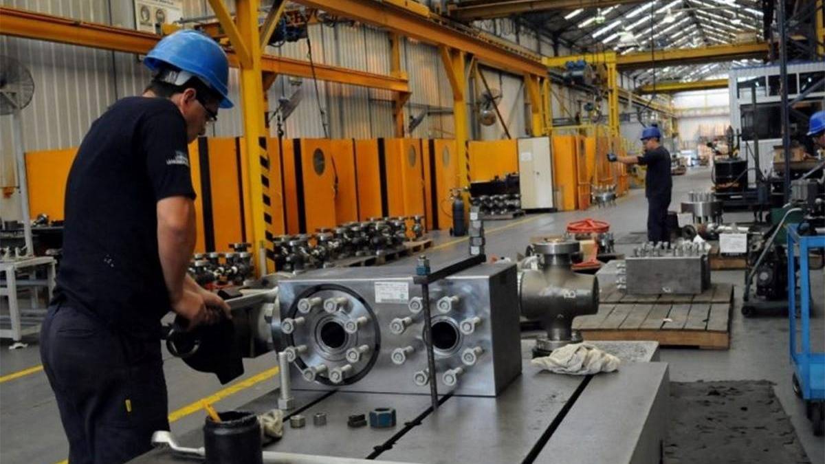 Industria santafesina cae 1,3% en mayo: 70% de los sectores operan en rojo
