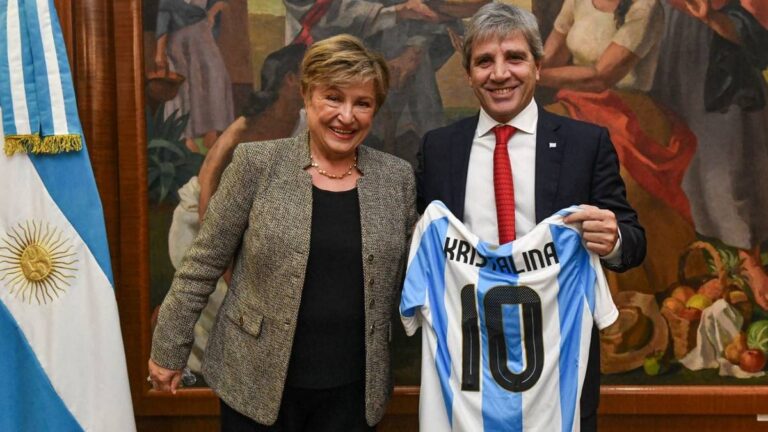 Maquilladora argentina a Georgieva: 'Tengo tres trabajos