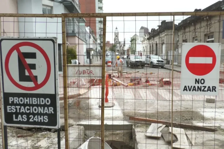 Municipio pide a provincia acortar plazos de obra de desagües que afecta el tránsito en el centro