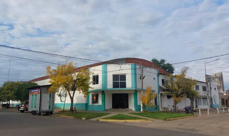 Centenario Club Deportivo 1º de Mayo de Chajarí: Distinción y Nuevas Obras
