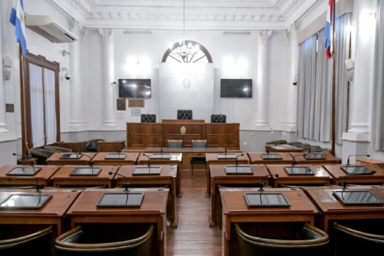 Senadores Convocan al Fiscal de Estado por la Reforma Previsional