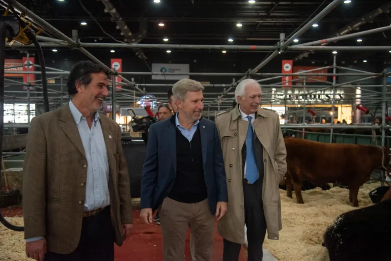 Frigerio lanza seguro multirriesgo para proteger la producción de maíz