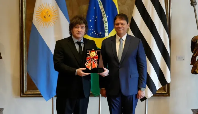 Milei Receives Distinction from São Paulo Governor in Official Meeting