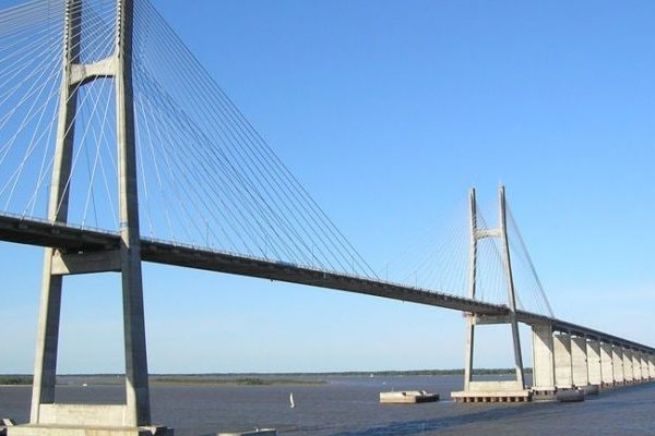 Impactante aumento del peaje en el puente que une Victoria con Rosario: ¿cuánto hay que pagar?