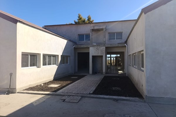 Hospital de General Ramírez alcanza el 50% de avance en su obra