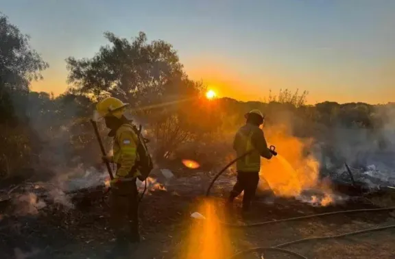 Incendio en predio militar de Paraná: últimas noticias