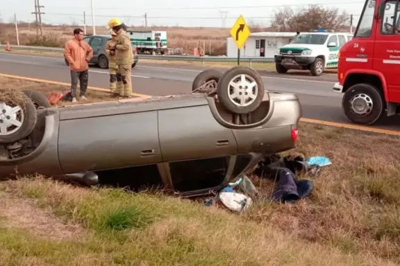 Entre Ríos Family Involved in Rollover Crash on Route 12