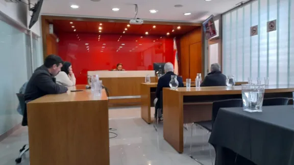 Embargos puntuales a esposa no imputada reemplazan la inhibición judicial