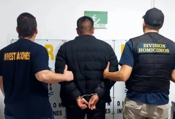 Acusado de apuñalar a detenido durante los festejos de la Selección