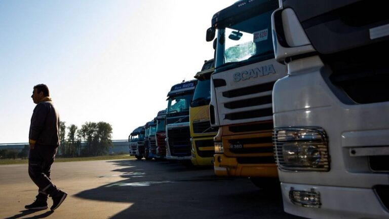 Autorizan mayor pesaje de camiones, pero rutas siguen sin mantenimiento