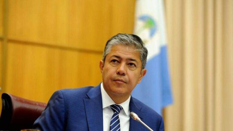 Neuquén Urges Caution as Workers Arrive in the Province