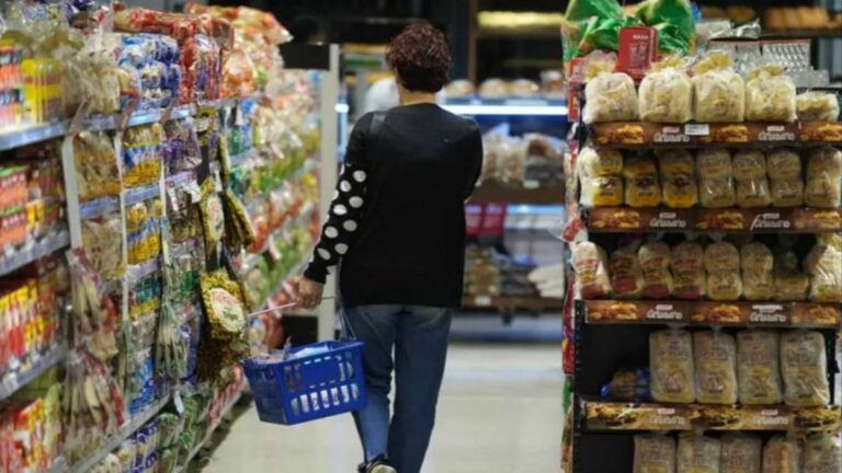 Inflación de julio: esperan la primera suba en 4 meses tras conocerse el dato