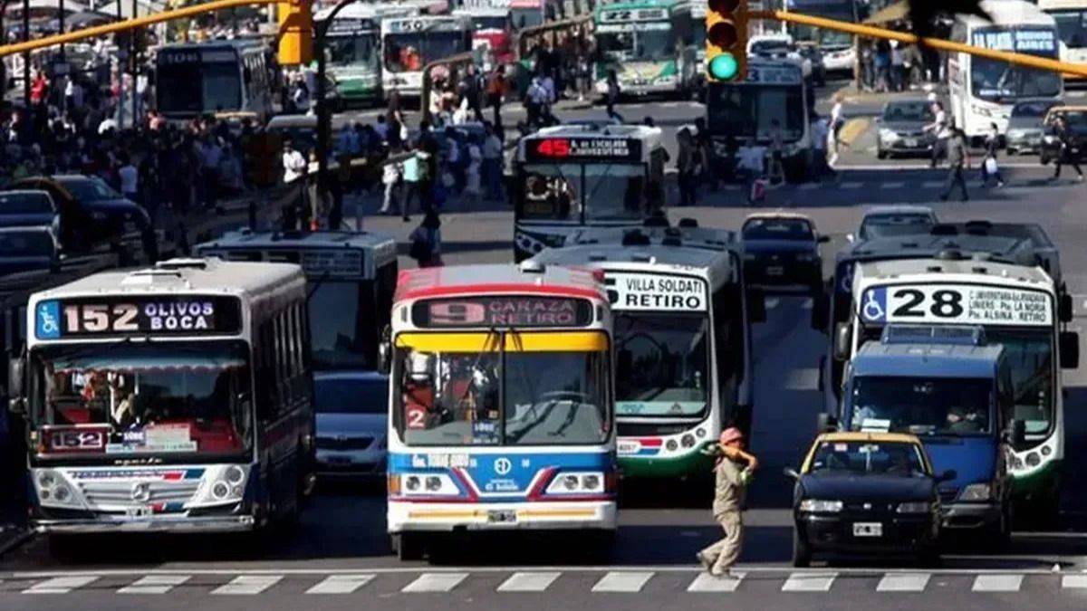 Caída del 19% en pasajeros de colectivos del AMBA durante agosto