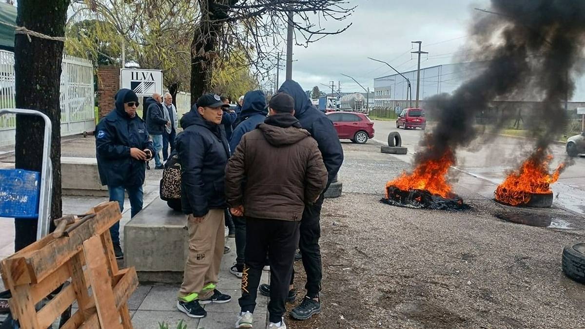 Industriales y comerciantes anticipan más despidos en los próximos meses