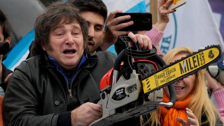 Motosierra de Milei: la dramática cifra de trabajadores estatales que quedaron en la calle