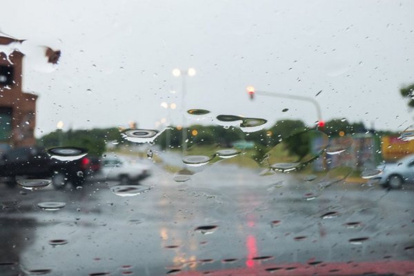Alerta por lluvias en diez departamentos de Entre Ríos y el regreso del frío polar