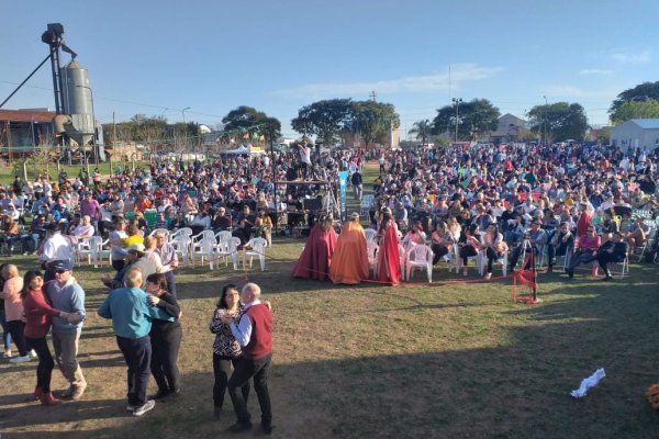 La Fiesta de las Mandarinas celebra su décima edición con reconocimiento legislativo