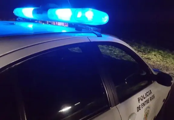 Capturan a hombre con mujer tras disparos frente a vivienda