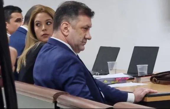 Tres testigos de la Aduana paraguaya complican a Kueider