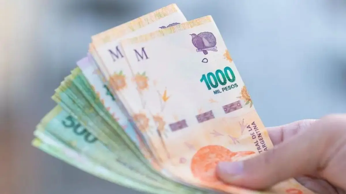 Salario mínimo pierde 300 kilos de comida frente a 2023