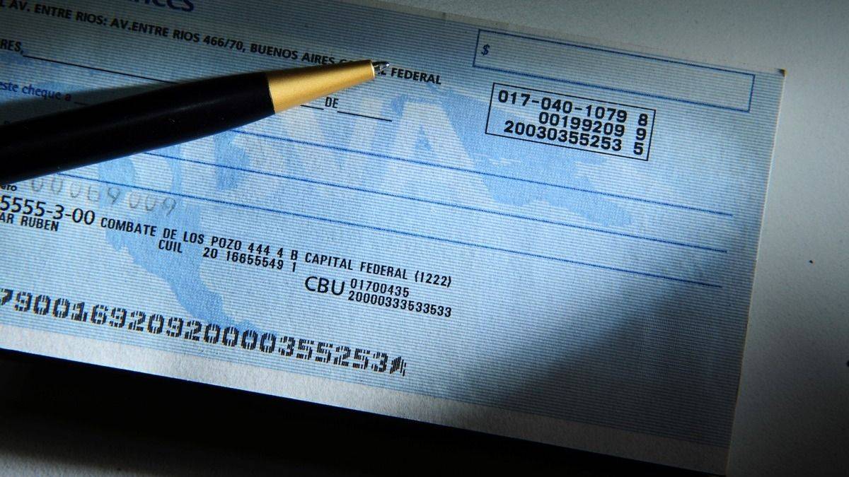 Caída de la recaudación: vuelven a aplicar un impuesto que afecta a las pymes