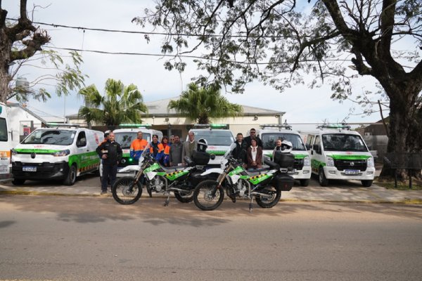 Hoy refuerzan emergencias del noreste con 6 ambulancias y 2 motos