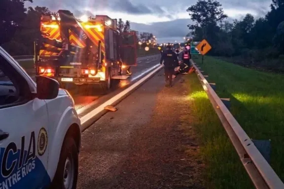 Heridos en accidente de moto en la Ruta 14