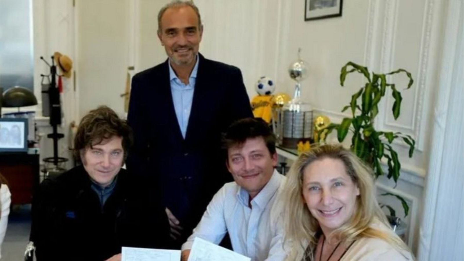 Transferencias no automáticas a las provincias caen 49% este año y la OPC revela el recorte de Milei