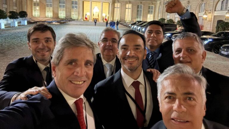 De la resaca en París a la campaña del miedo 2027: la jugada de billar por la Ley de Tierras